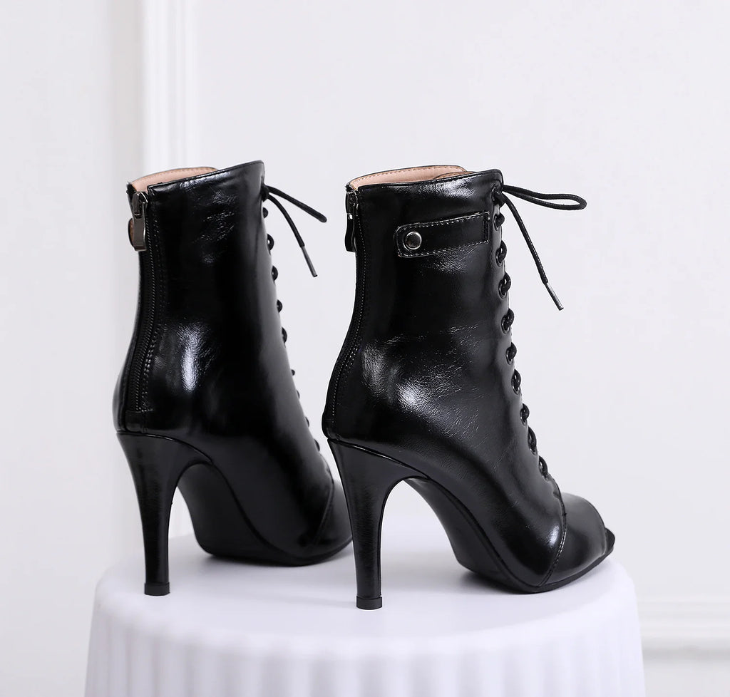 Sexy High Heel Boots für Damen - Elegante Stiefeletten mit Schnürung und Stilettoabsatz für Partys
