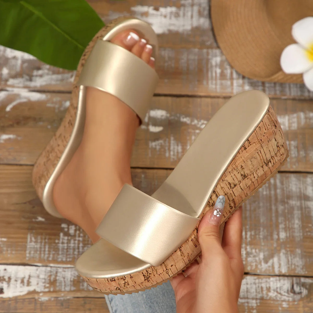 Damen-Keilsandalen für den Sommer - Plateau, offene Spitze, modische High Heels