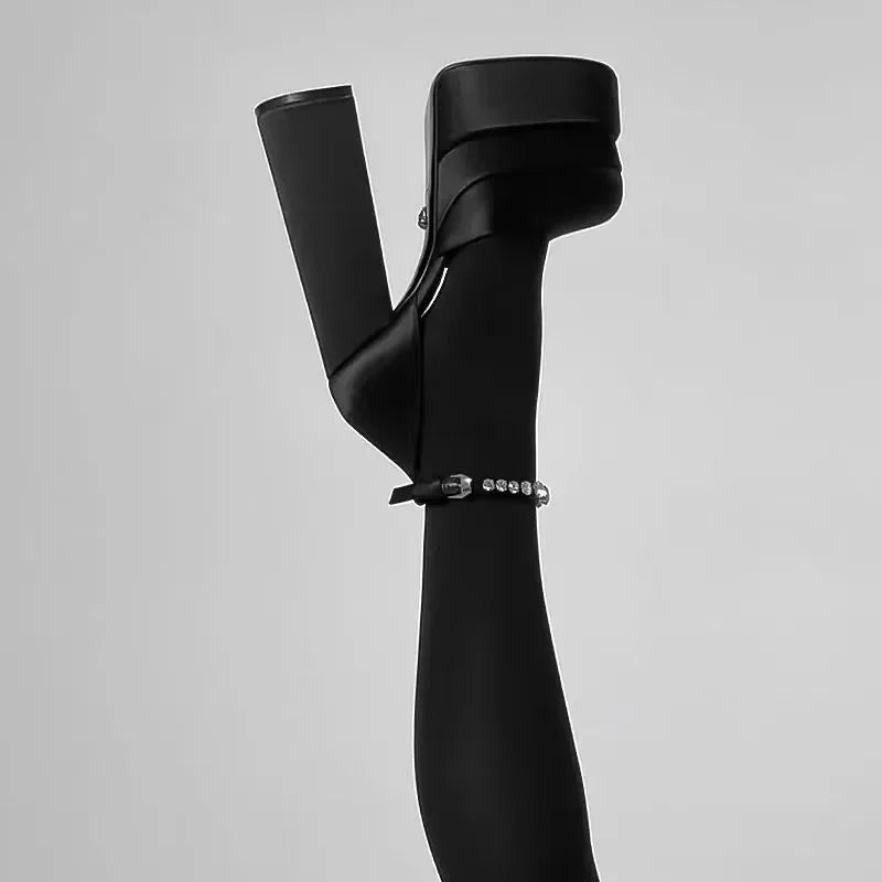 Brautschuhe für Frauen - sexy hohe Blockabsätze mit Plateau und Schnalle