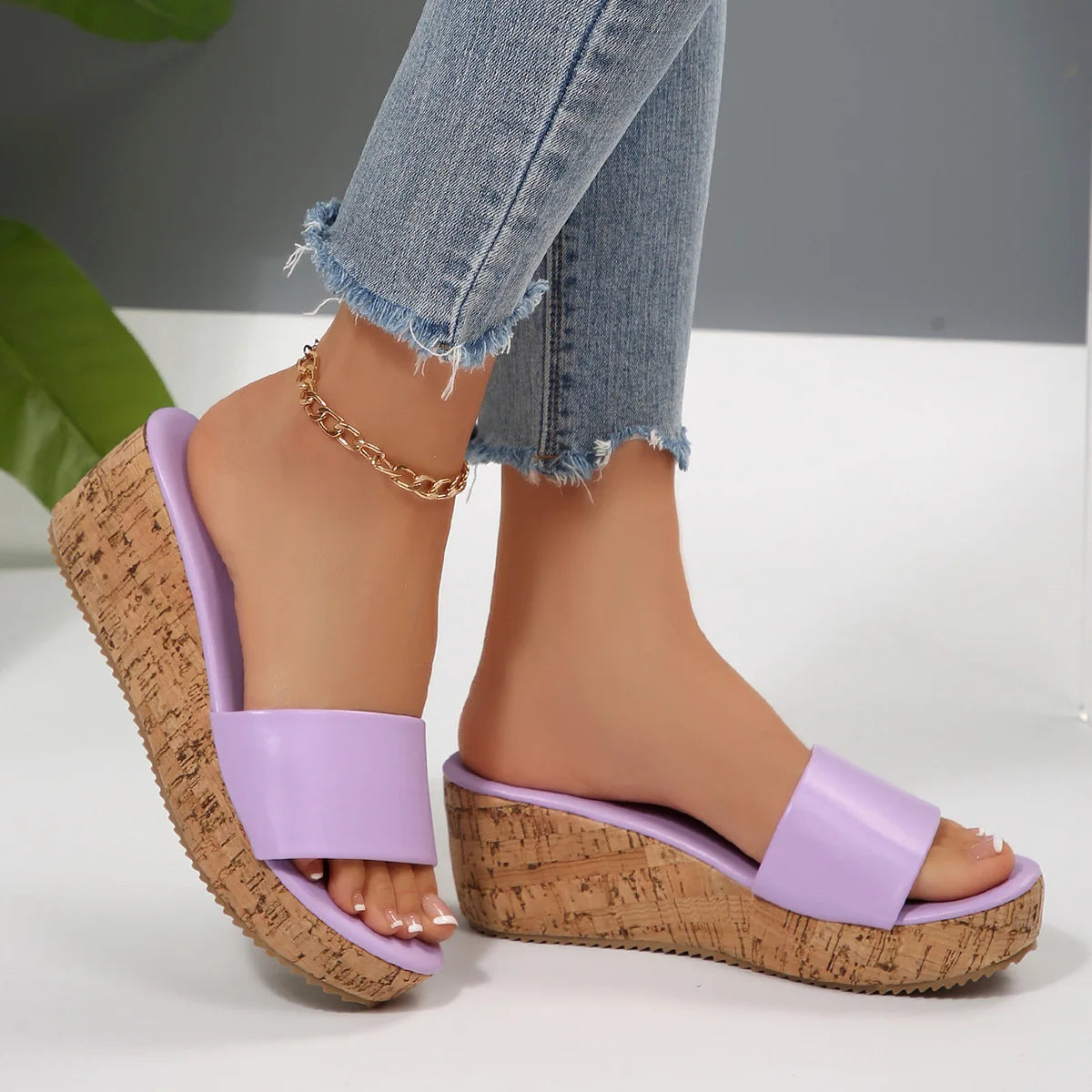 Damen-Keilsandalen für den Sommer - Plateau, offene Spitze, modische High Heels